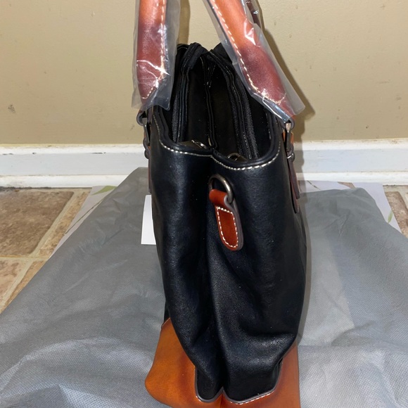 Hema Zhuofan Black Tapered Messenger Bag - Picture 10 of 15